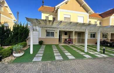 Imagem: A casa em condomínio possui 3 Dormitórios, 4 Banheiros, 2