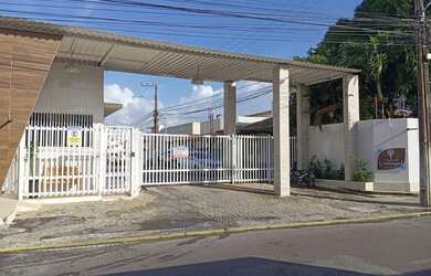 Imagem: A casa em condomínio possui 3 Dormitórios, 2 Banheiros, 2