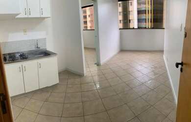 Imagem: O apartamento possui 1 Dormitório, 1 Banheiro, 25m² de Área