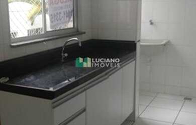 Imagem: O apartamento possui 2 Dormitórios, 1 Banheiro, 2 Vagas na