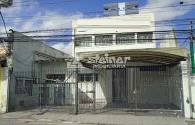 Imagem: O depósito possui 4 Vagas na garagem, 1.014m² de Área e