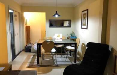 Imagem: O apartamento possui 3 Dormitórios, 1 Banheiro, 1 Vaga na garagem