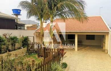 Imagem: A casa possui 2 Dormitórios, 1 Banheiro, 5 Vagas na garagem