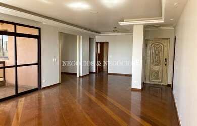 Imagem: O apartamento possui 3 Dormitórios, 4 Banheiros, 2 Vagas na