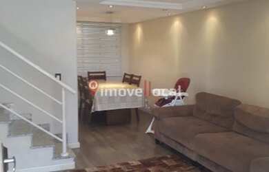 Imagem: A casa possui 3 Dormitórios, 4 Banheiros, 4 Vagas na garagem