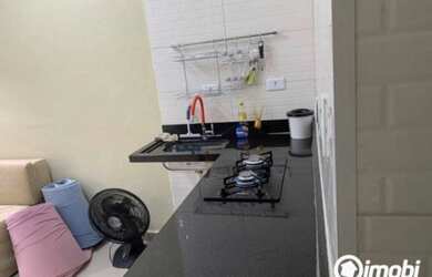 Imagem: A kitnet possui 1 Dormitório, 1 Banheiro, 1 Vaga na garagem