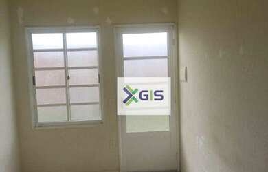 Imagem: A casa possui 2 Dormitórios, 1 Banheiro, 1 Vaga na garagem