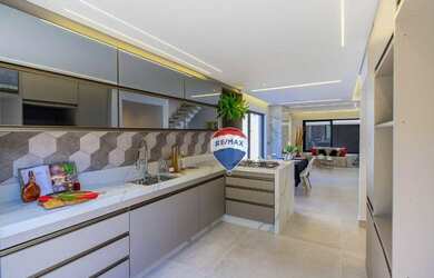 Imagem 10: Casa com 3 dorms, 1 suíte, 4 wc, 2 vagas à venda, 200 m² por R$ 2.100.000...