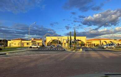 Imagem 2: Terreno em condomínio no Villagio Toscana - Bairro Residencial Atalaia...