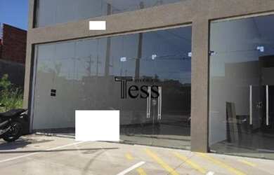 Imagem: O depósito à venda possui 2 Vagas na garagem e 150m² de Área