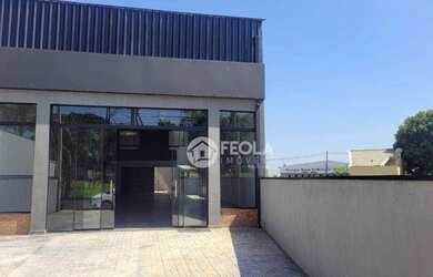 Imagem: O depósito possui 2 Vagas na garagem e 316m² de Área e está