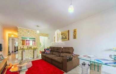 Imagem: A casa possui 3 Dormitórios, 4 Banheiros, 3 Vagas na garagem