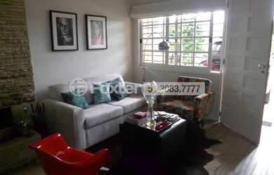 Imagem: A casa em condomínio possui 2 Dormitórios, 3 Banheiros, 2