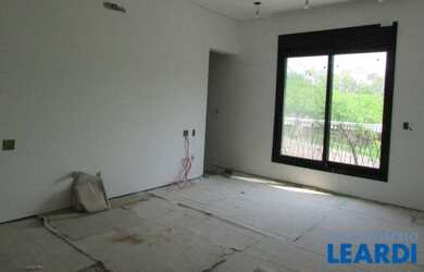 Imagem 1: CASA EM CONDOMÍNIO - TAMBORÉ - SP