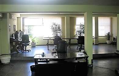 Imagem 5: Prédio com garagem para 30 carros à venda, 980 m² por R$ 2.260.000,00...