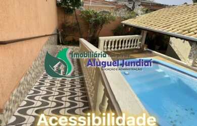 Imagem: A casa possui 2 Dormitórios, 3 Banheiros, 2 Vagas na garagem