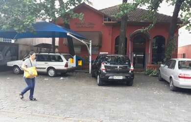 Imagem: O terreno possui 600m² de Área e está localizado em Lapa