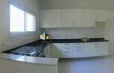 Imagem 2: Linda Casa Reformada. Churrasqueira, 305m² de Área, 5 Vagas na garageme4...