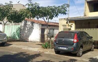 Imagem: O terreno possui 220-0m² de Área e está localizado em Jardim