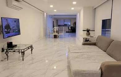 Imagem: O apartamento possui 3 Dormitórios, 3 Banheiros, 1 Vaga na