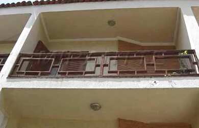 Imagem: A casa possui 3 Dormitórios, 5 Banheiros, 5 Vagas na garagem