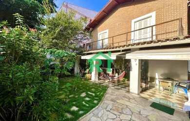 Imagem: A casa possui 4 Dormitórios, 5 Banheiros, 5 Vagas na garagem