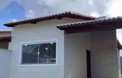 Imagem: A casa possui 2 Dormitórios, 1 Banheiro, 1 Vaga na garagem