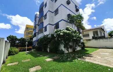 Imagem: O apartamento possui 3 Dormitórios, 1 Banheiro, 1 Vaga na garagem