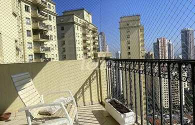 Imagem: O apartamento possui 4 Dormitórios, 3 Banheiros, 4 Vagas na