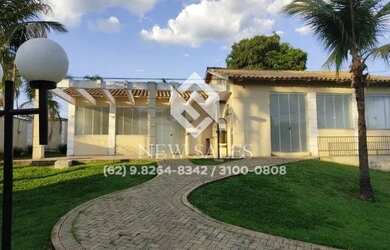 Imagem: A casa em condomínio possui 3 Dormitórios, 2 Banheiros, 2