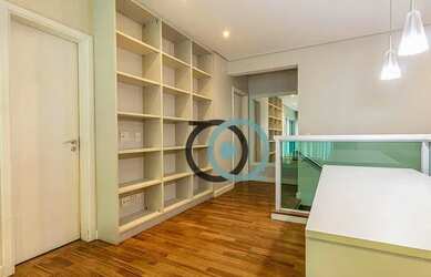 Imagem: O apartamento possui 4 Dormitórios, 5 Banheiros, 4 Vagas na