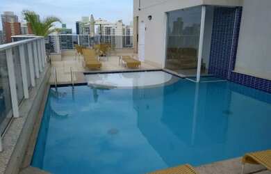 Imagem: O apartamento possui 1 Dormitório, 1 Banheiro, 1 Vaga na garagem