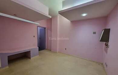 Imagem: O depósito possui 75m² de Área e está localizado em Centro