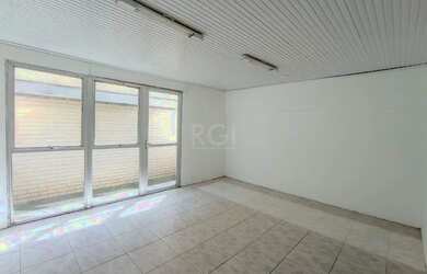 Imagem: O depósito possui 35m² de Área, Imóvel novo e está localizado