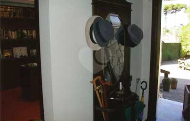 Imagem 16: Imóvel para venda com 652 metros quadrados com 4 quartos em Santa Felicidade...