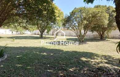 Imagem: O terreno possui 997m² de Área e está localizado em Loteamento