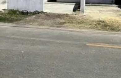 Imagem: A casa possui 2 Dormitórios, 2 Banheiros, 1 Vaga na garagem