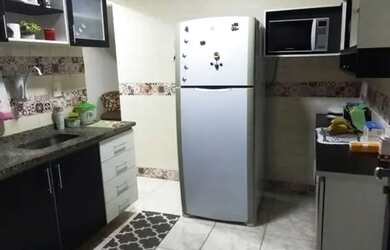 Imagem: A casa possui 2 Dormitórios e está localizado em Jardim Atalaia