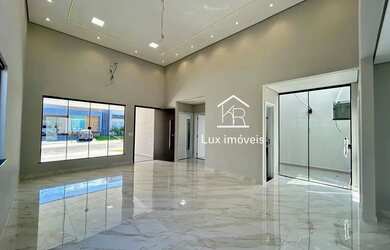 Imagem: A casa em condomínio possui 3 Dormitórios, 4 Banheiros, 4