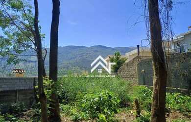 Imagem: O terreno possui 324m² de Área e está localizado em Retiro