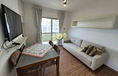 Imagem: O apartamento possui 1 Dormitório, 1 Banheiro, 1 Vaga na garagem