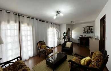 Imagem 4: Casa à Venda em Uvaranas, Ponta Grossa - PR