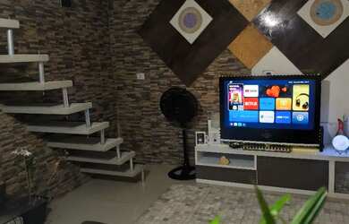 Imagem 8: Casa p alugar. Imóvel mobiliado, Varanda, 1 Banheiroe1 Dormitório