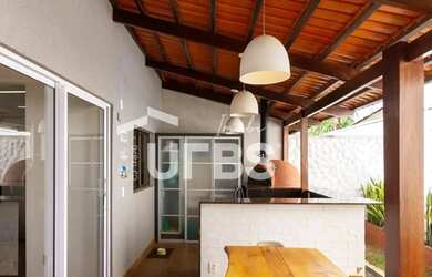 Imagem: A casa em condomínio possui 3 Dormitórios, 2 Banheiros, 2