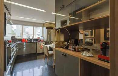 Imagem 9: Apartamento totalmente mobiliado e decorado, com planta original de 4...