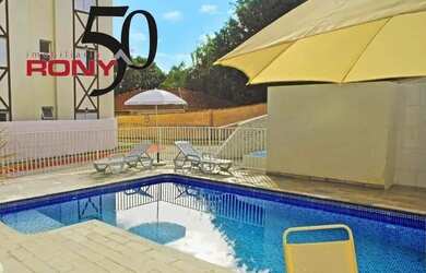 Imagem: O apartamento possui 2 Dormitórios, 1 Banheiro, 1 Vaga na garagem