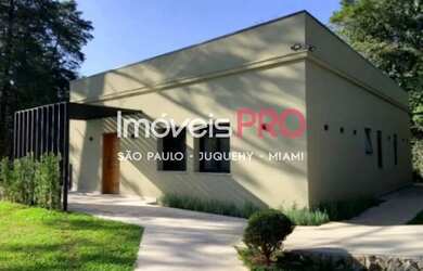 Imagem: A casa em condomínio possui 5 Dormitórios, 5 Banheiros, 5