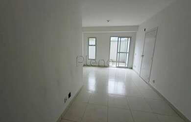 Imagem: O apartamento possui 3 Dormitórios, 1 Banheiro, 2 Vagas na