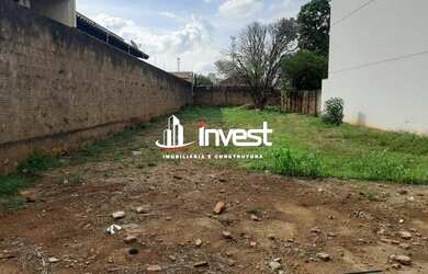 Imagem: O terreno possui 460m² de Área e está localizado em Mercês