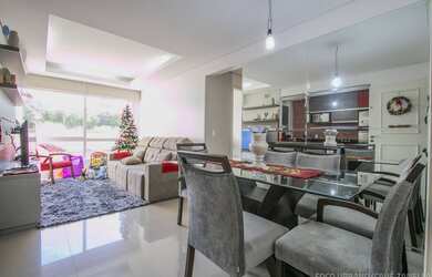 Imagem: O apartamento possui 3 Dormitórios, 2 Banheiros, 1 Vaga na